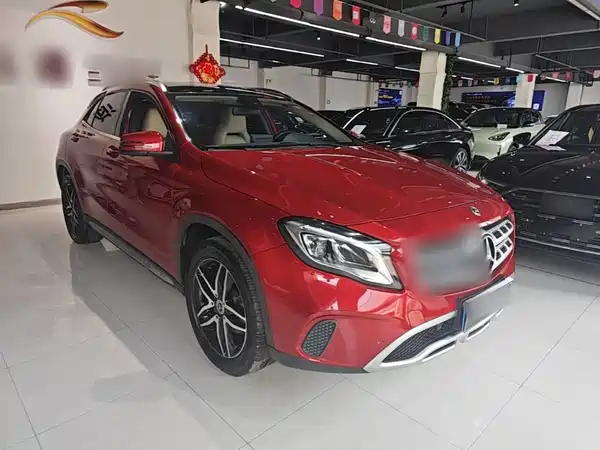 Mercedes-Benz GLA 2017