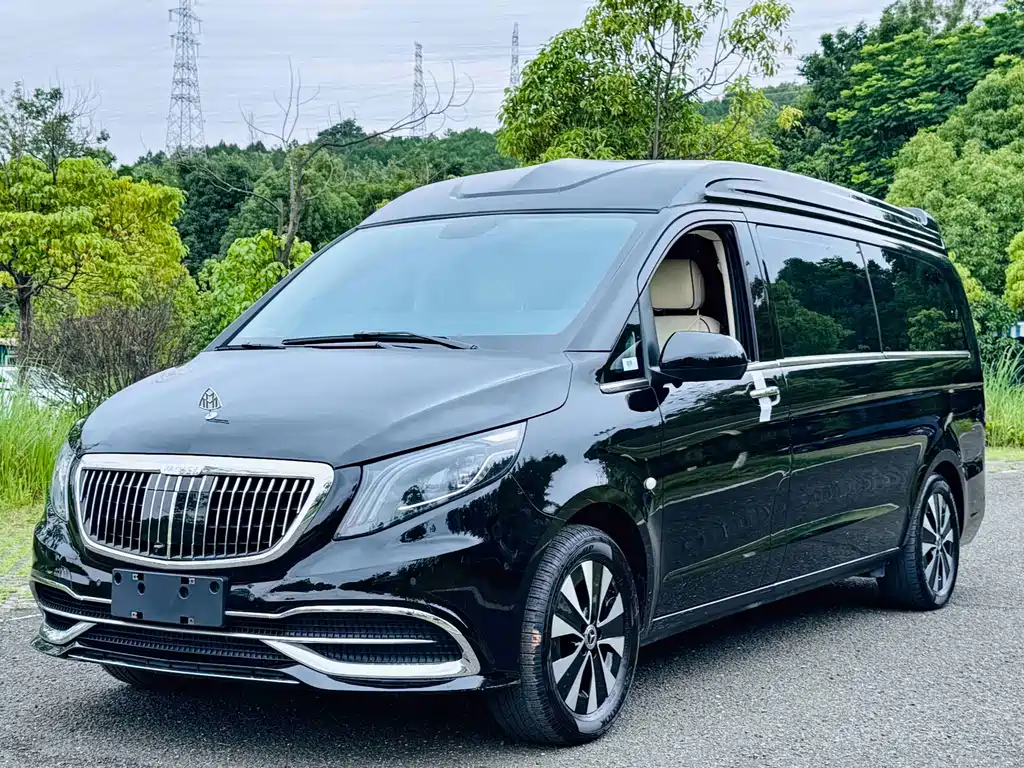 Mercedes-Benz Vito 2023 — фото 1