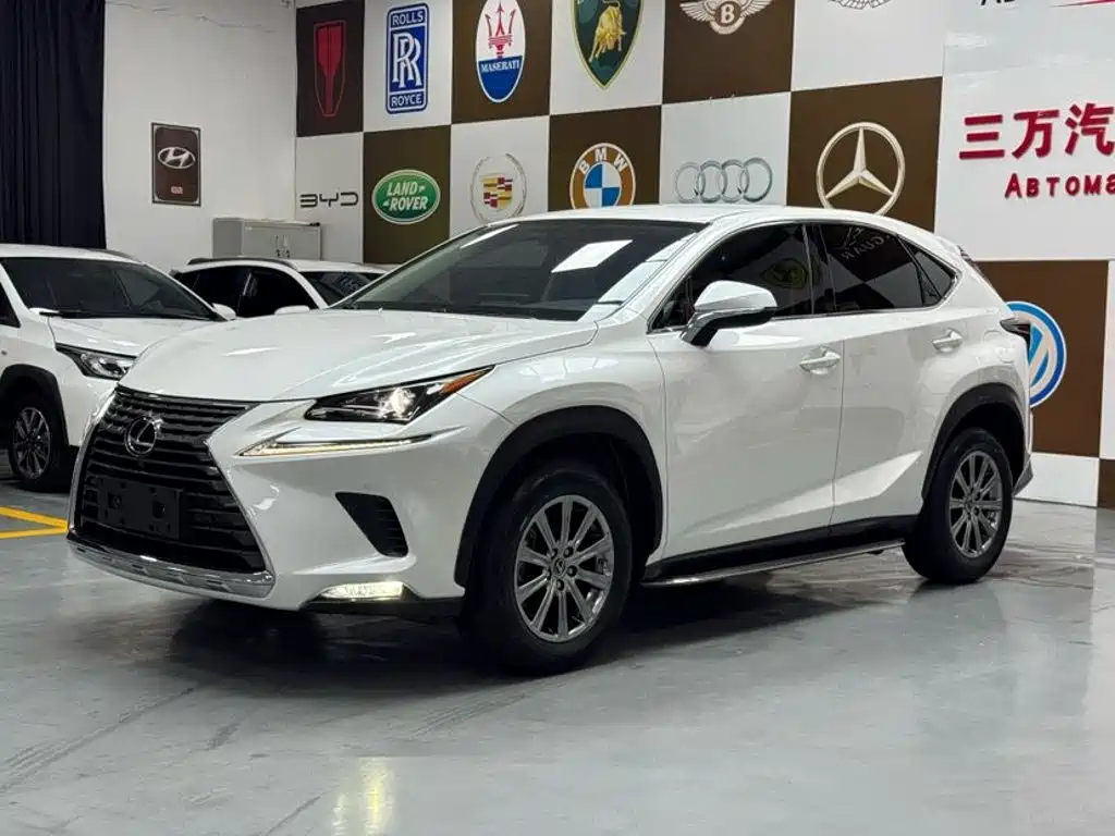 Lexus NX 2020