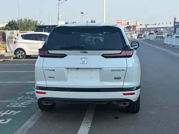 Honda Breeze 2023