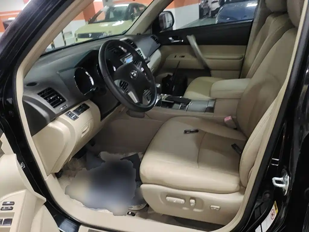Toyota Highlander 2015 — фото 15