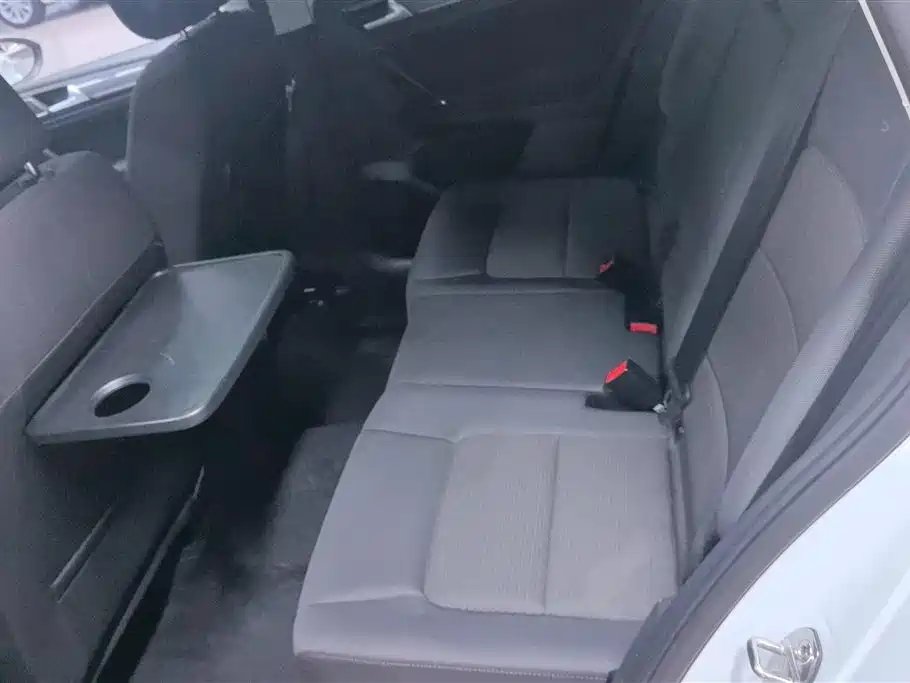 Volkswagen Golf Sportsvan 2018 — фото 11