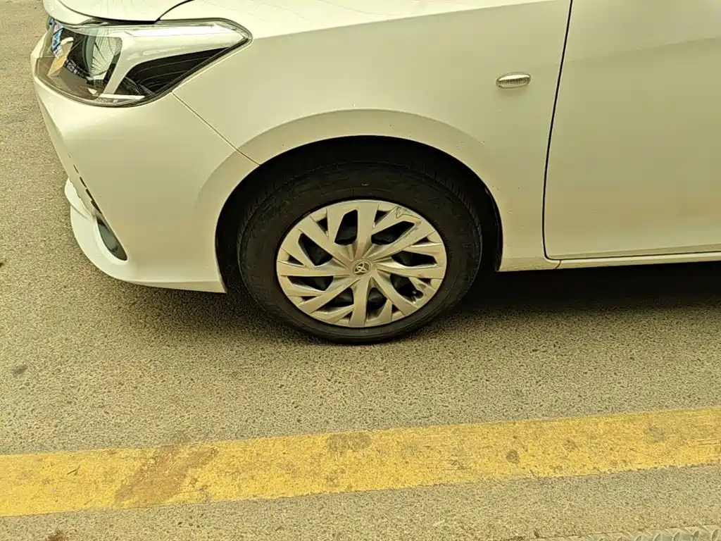 Toyota Vios FS 2023 — фото 23