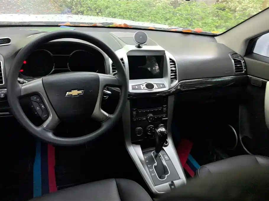 Chevrolet Captiva 2016 — фото 12