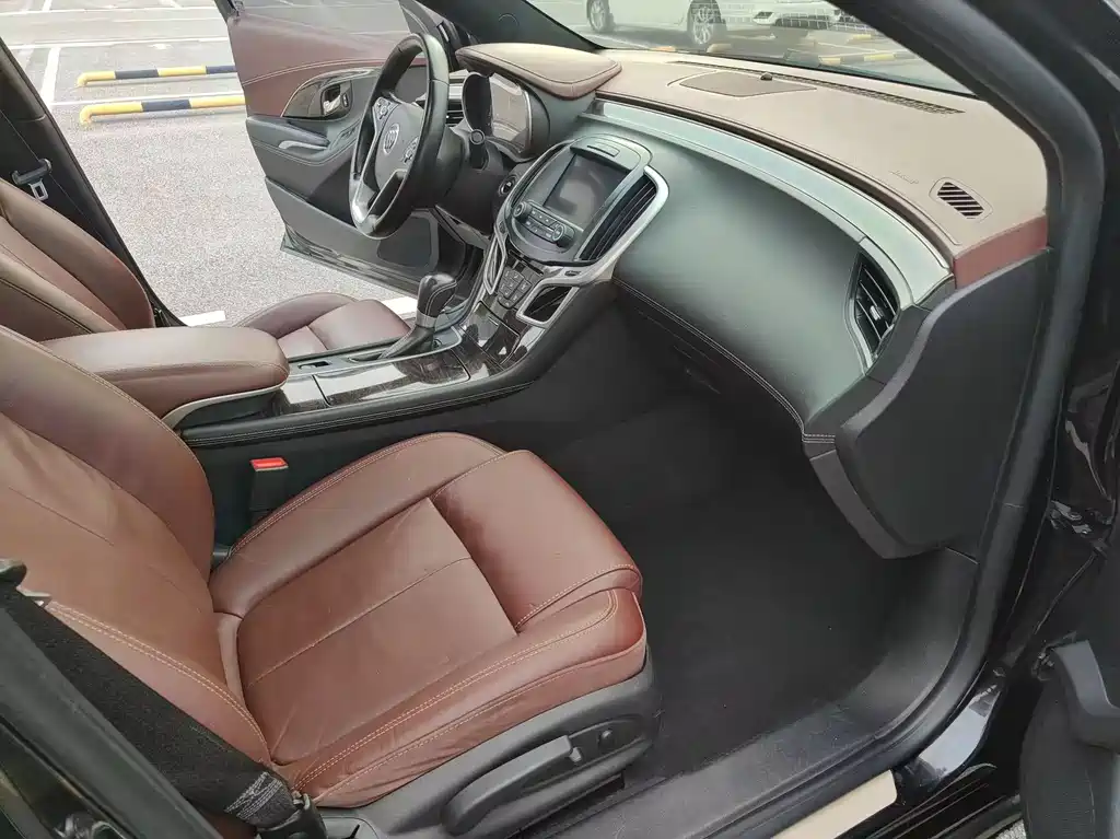Buick LaCrosse 2015 — фото 12