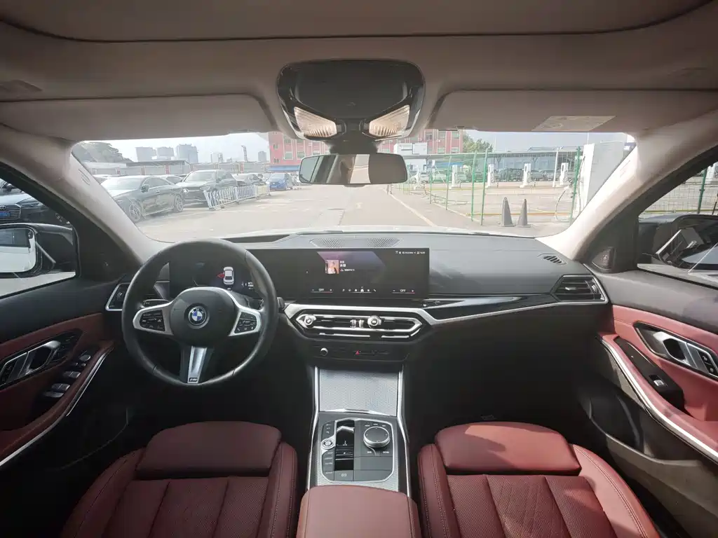 BMW i3 2024 — фото 9