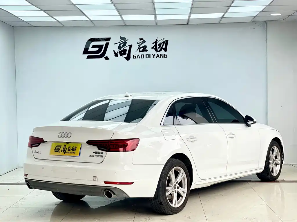 Audi A4L 2018 — фото 16