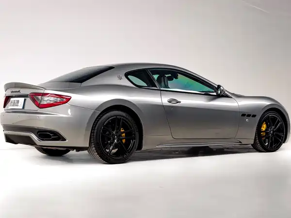 Maserati Granturismo 2013
