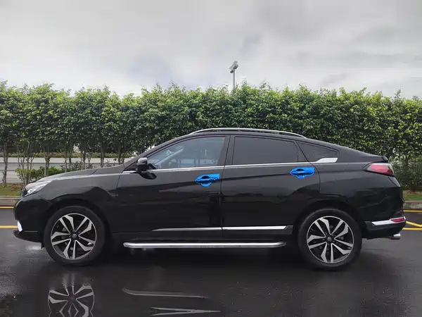 Venucia T90 2019