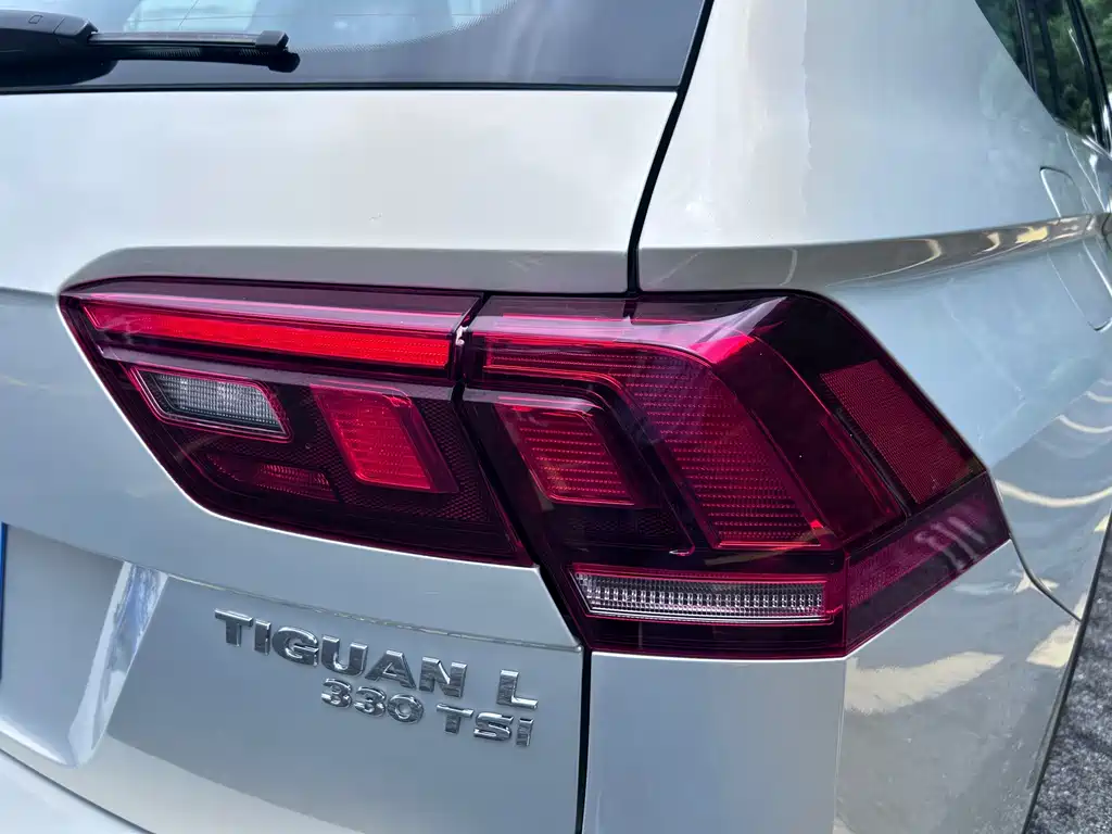 Volkswagen Tiguan L 2019 — фото 26