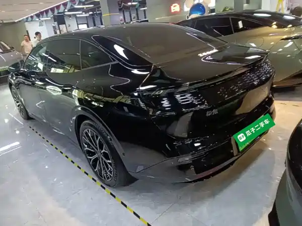 Zeekr 007 2024