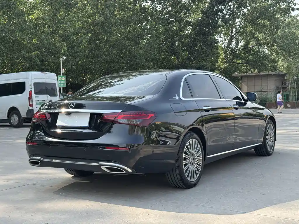 Mercedes-Benz E-Class 2020 — фото 4