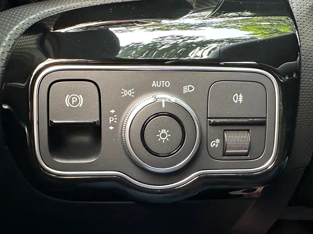 Mercedes-Benz A-Class 2023