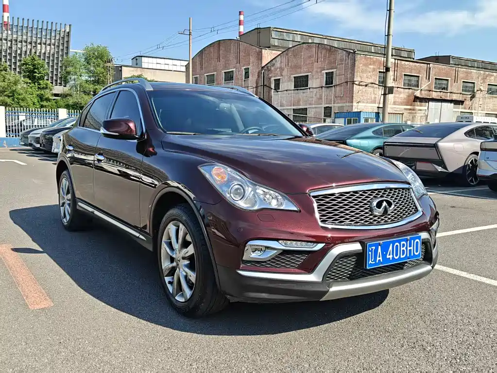 Infiniti QX50 2016 — фото 3