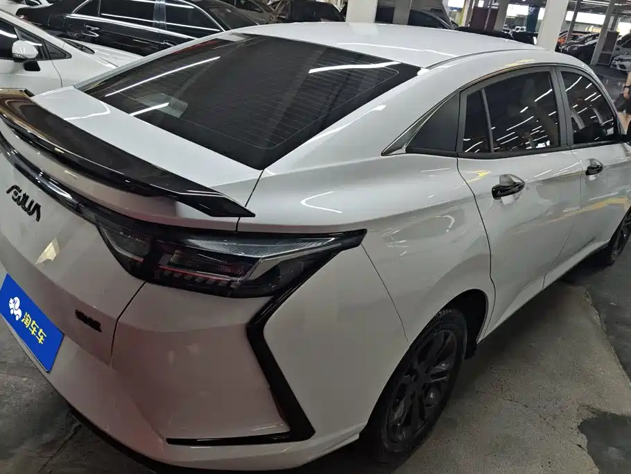 Dongfeng Yixuan 2024