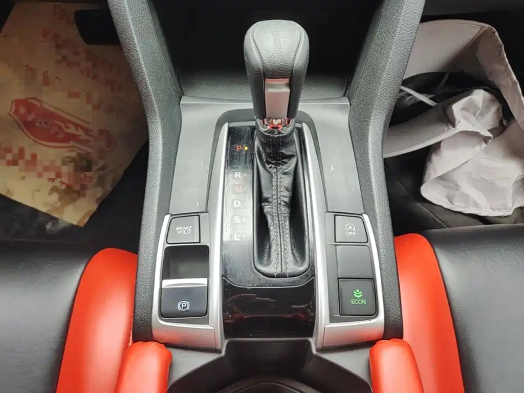 Honda Civic 2019 — фото 14