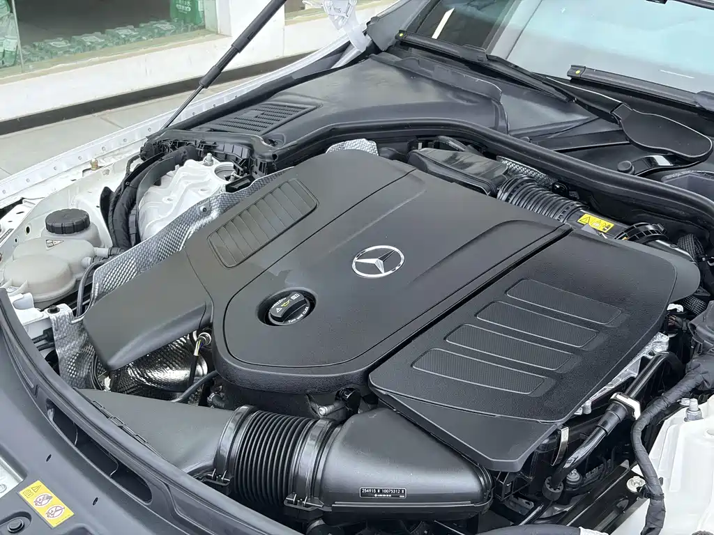 Mercedes-Benz C-Class 2023 — фото 11