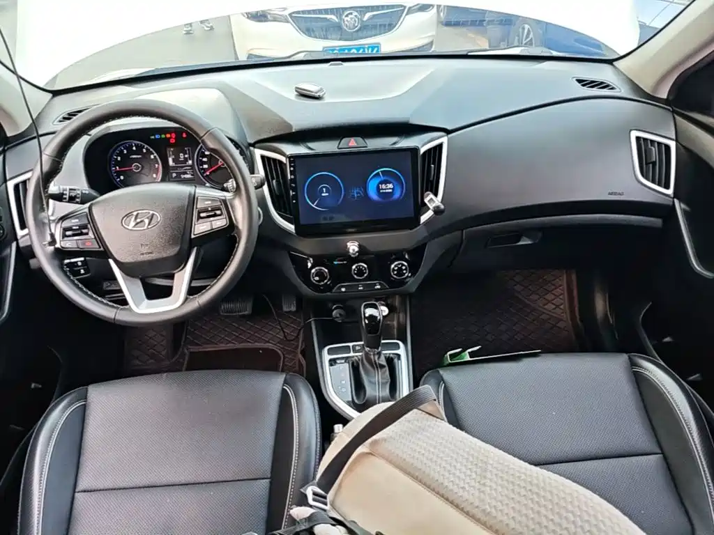 Hyundai ix25 2019 — фото 10