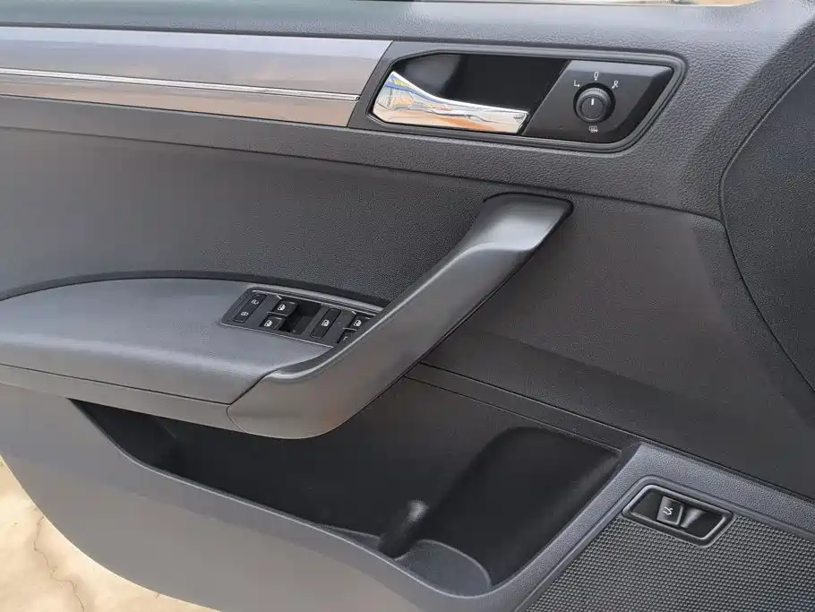 Volkswagen Santana 2016