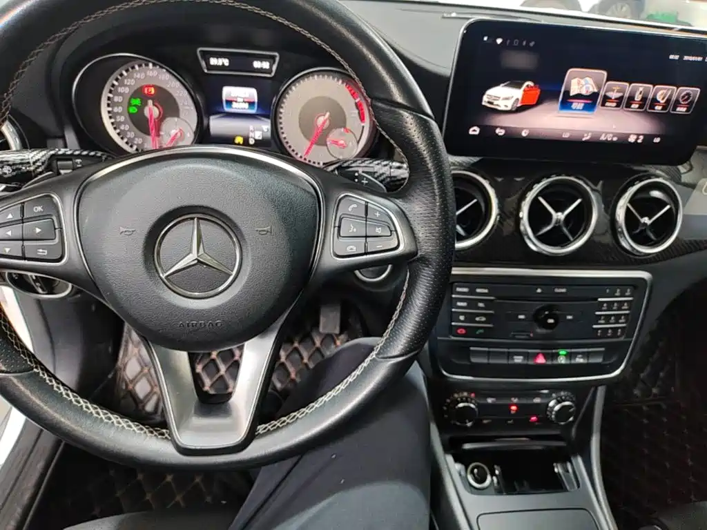 Mercedes-Benz GLA 2017