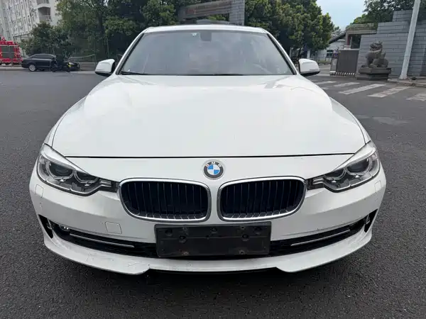 BMW 3 Series 2015