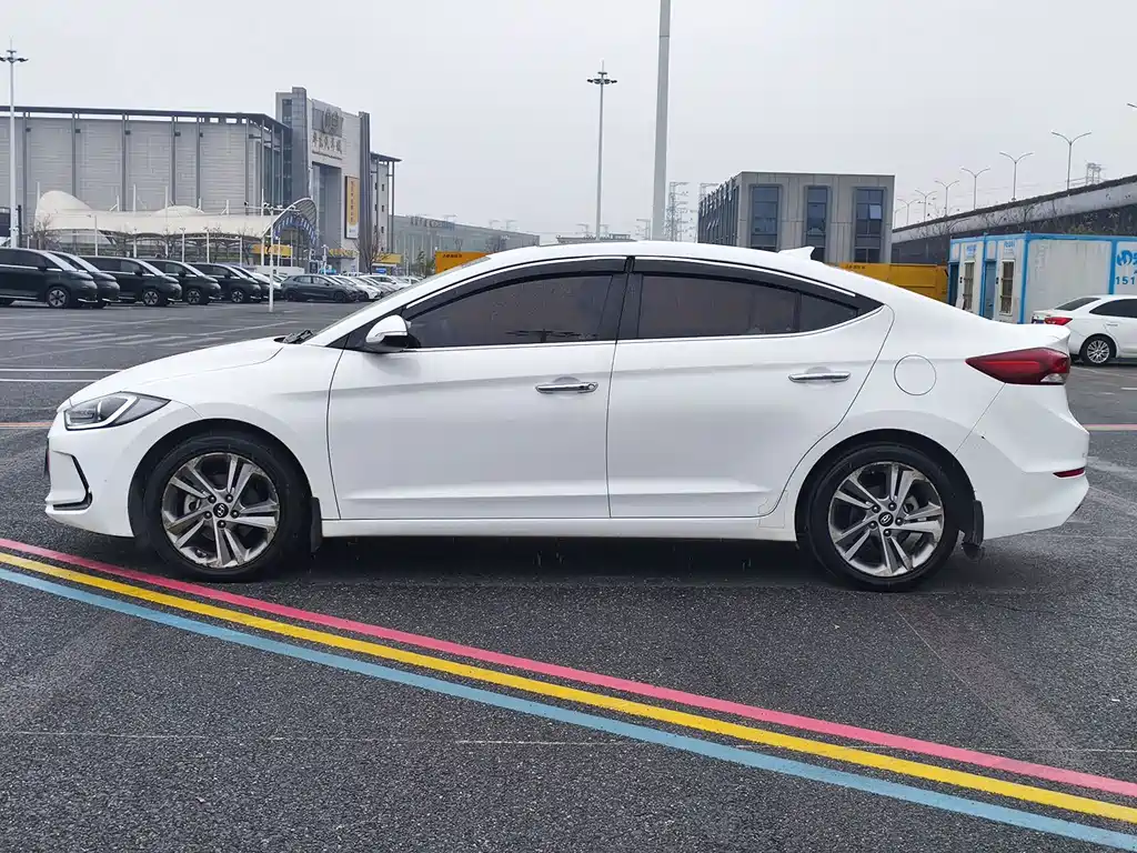 Hyundai Celesta 2018 — фото 5