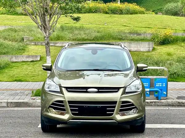 Ford Kuga 2013