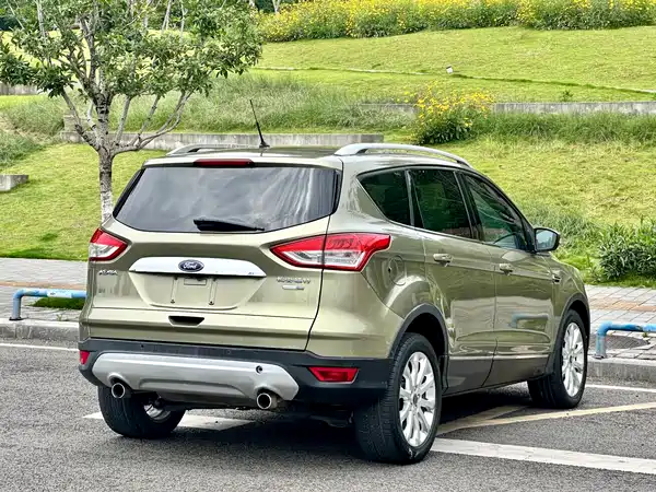Ford Kuga 2013