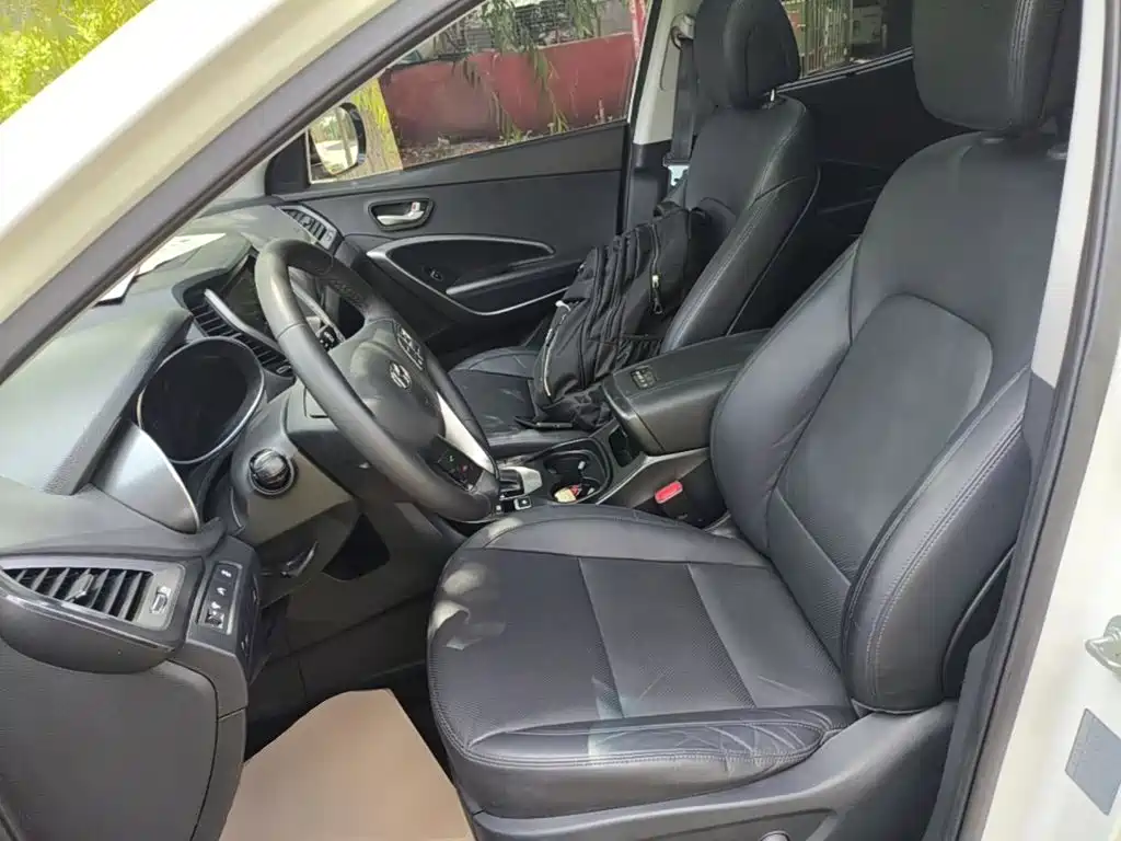 Hyundai Santa Fe 2016 — фото 15