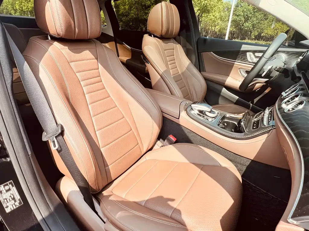 Mercedes-Benz E-Class 2017 — фото 12