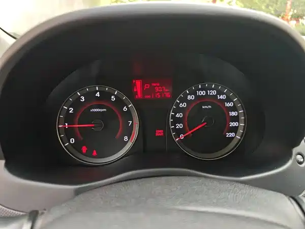 Hyundai Rui Yi 2015