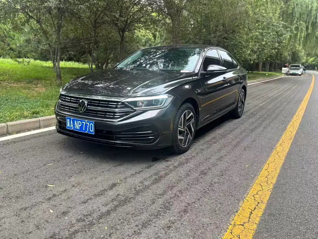 Volkswagen Sagitar 2023