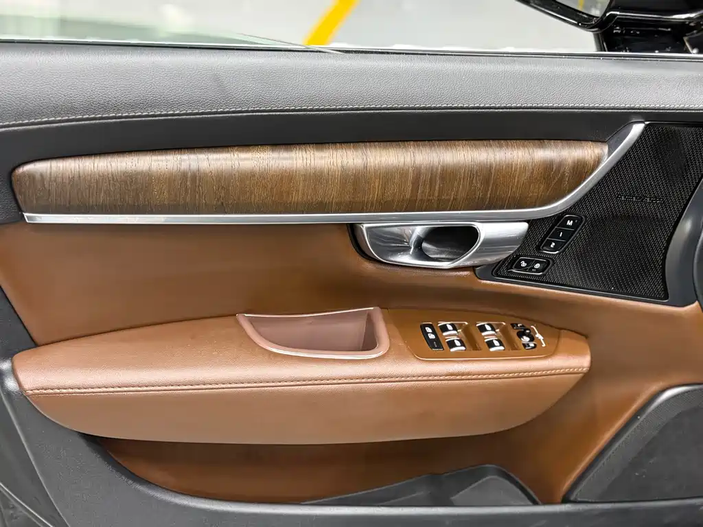 Volvo S90 2022 — фото 18