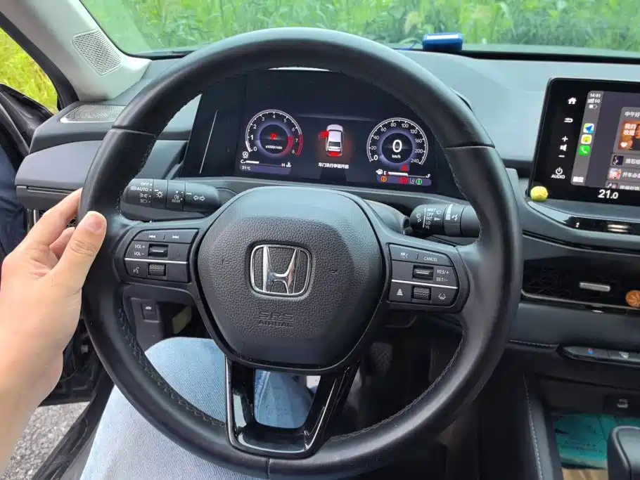 Honda Inspire 2023 — фото 15