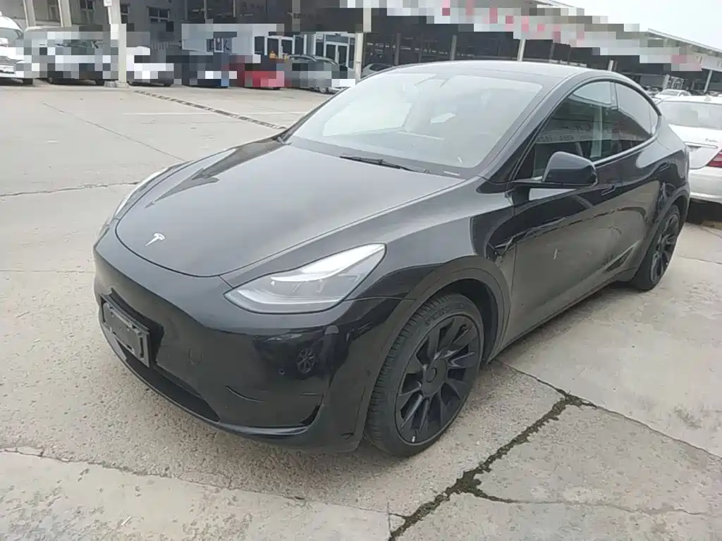 Tesla Model Y 2022 — фото 2