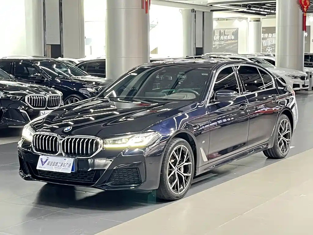 BMW 5 Series 2023
