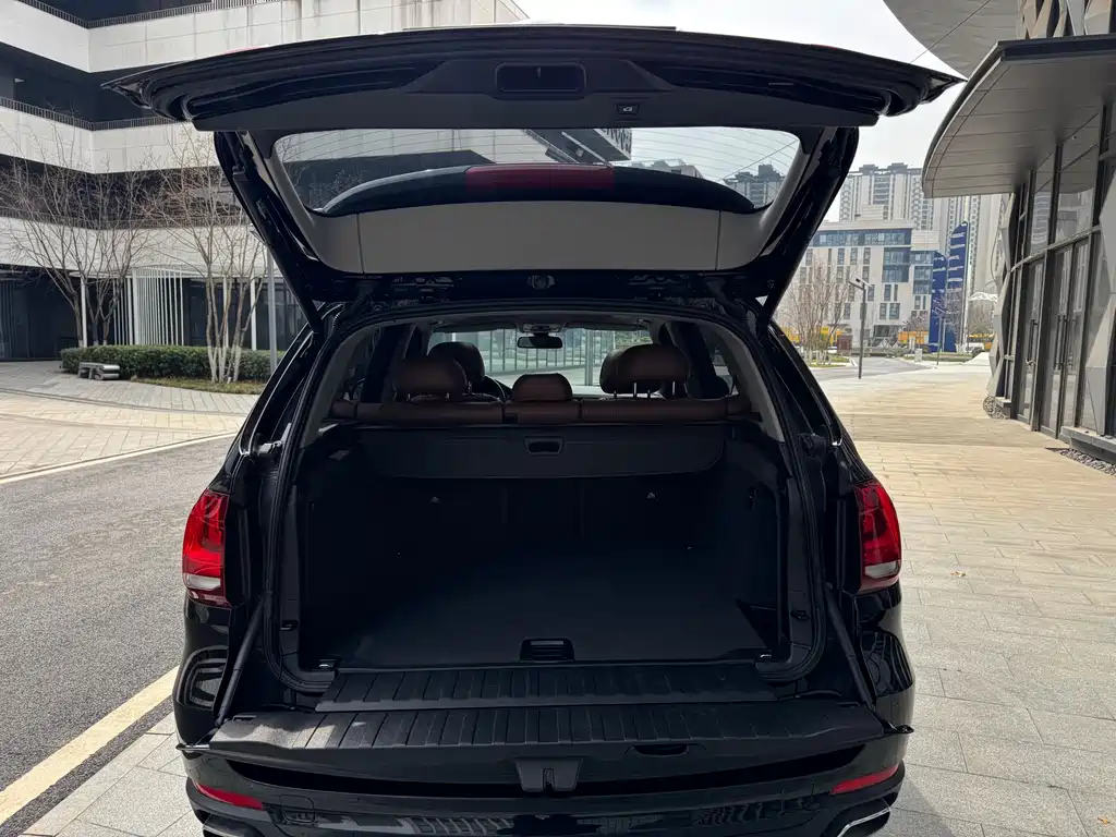 BMW X5 2018 — фото 15
