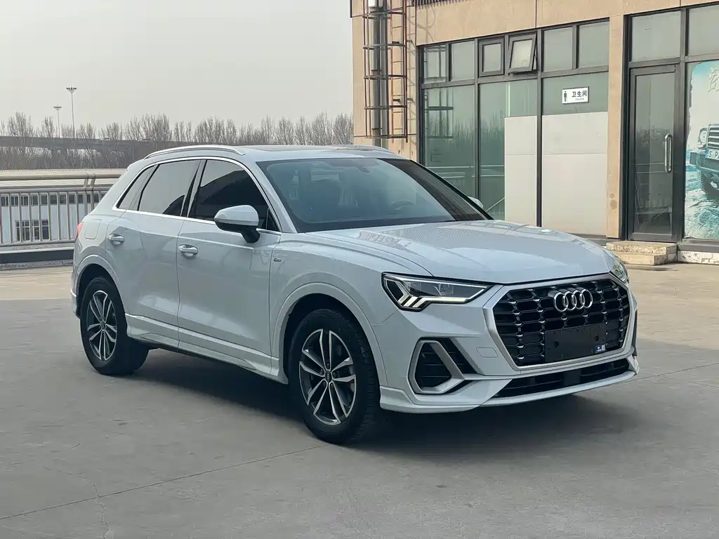 Audi Q3 2022