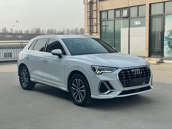 Audi Q3 2022