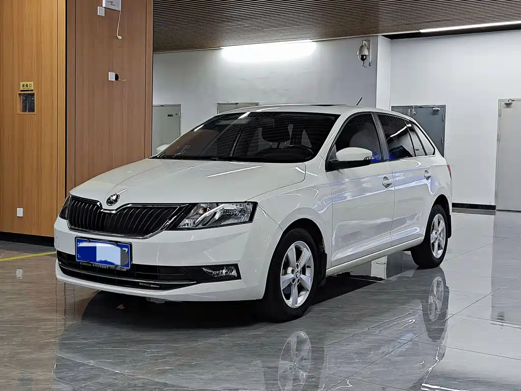 Skoda Rapid Spaceback 2019