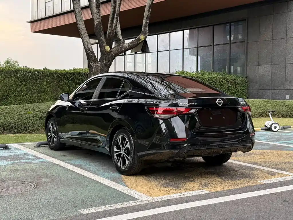 Nissan Sylphy 2022 — фото 13