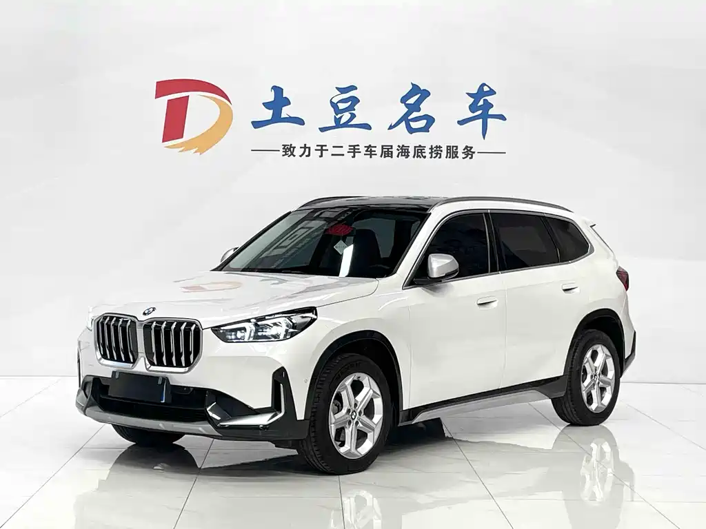 BMW X1 2024 — фото 1