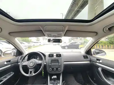 Volkswagen Sagitar 2011