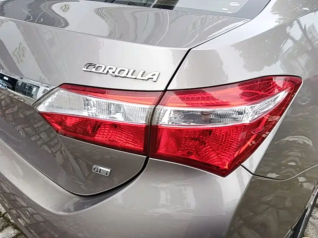 Toyota Corolla 2016 — фото 8