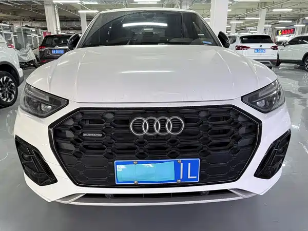 Audi Q5L 2025