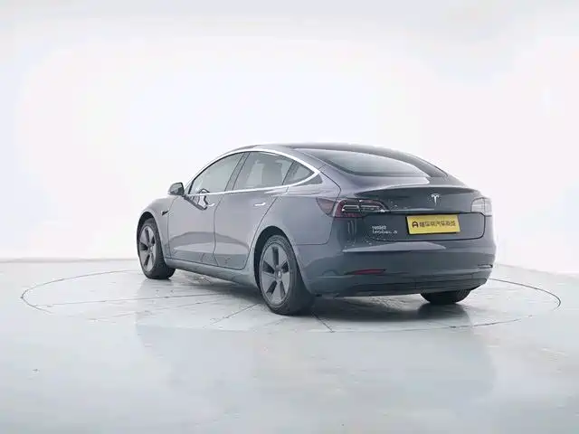 Tesla Model 3 2020 — фото 8