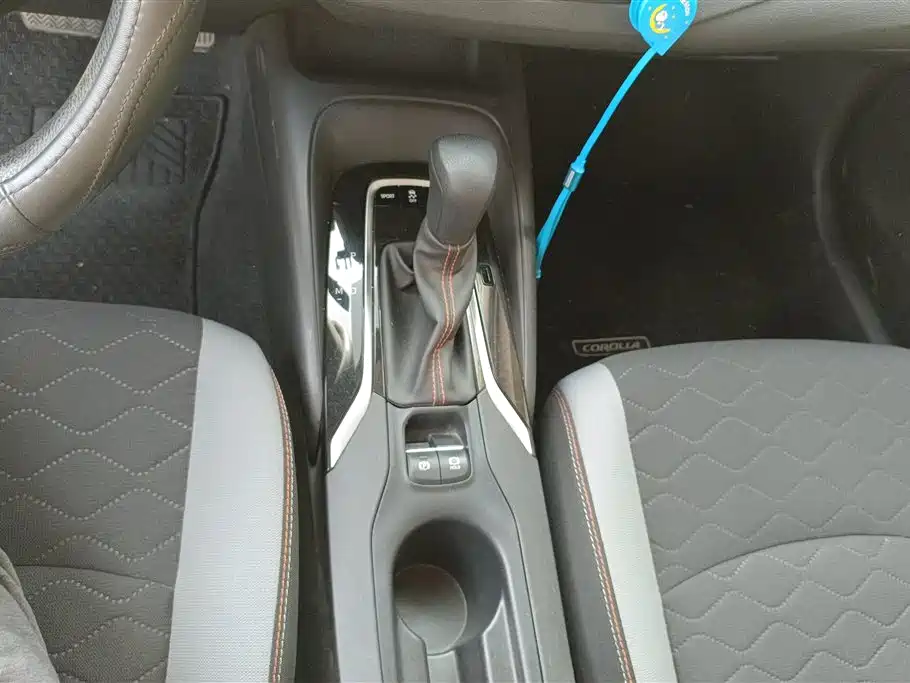 Toyota Corolla 2021 — фото 16