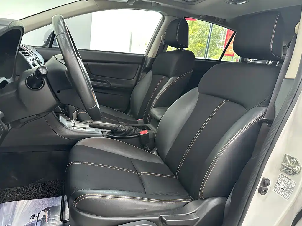 Subaru XV 2013 — фото 15