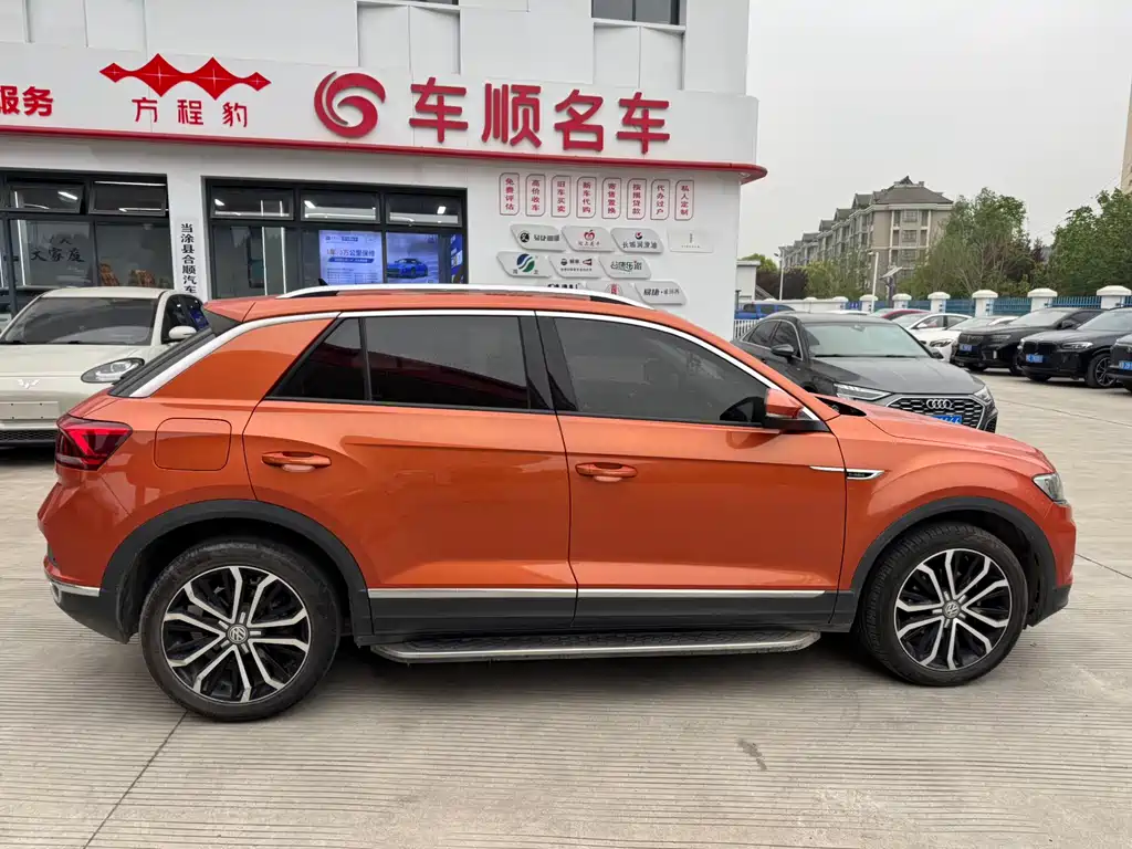 Volkswagen T-Roc 2020 — фото 12