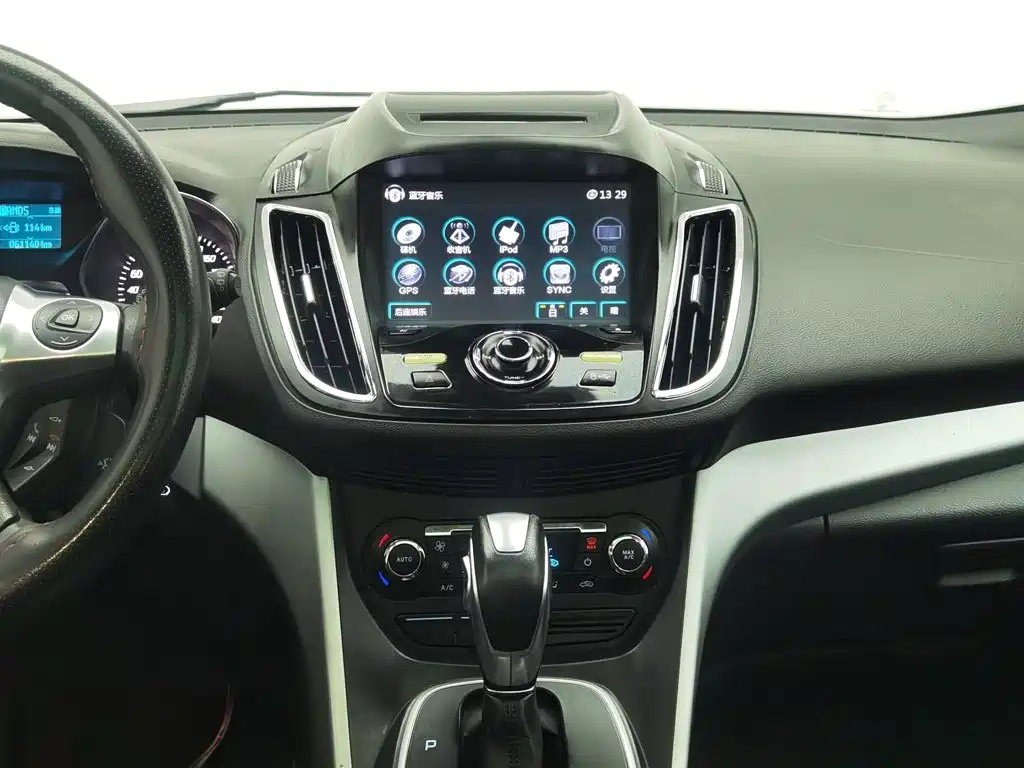 Ford Kuga 2014 — фото 12